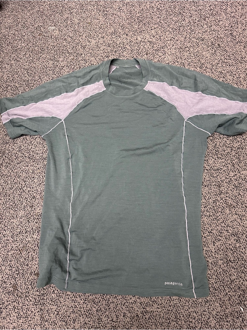 Patagonia GreenLight Gray Performance merino wool blend athletic shirt medium